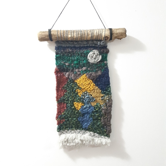 *New* Handmade Tapestry - Picture 2 of 3